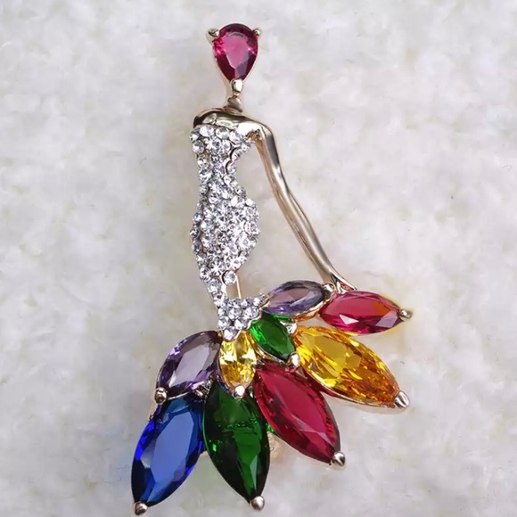 Brooch - Picture 2 of 3